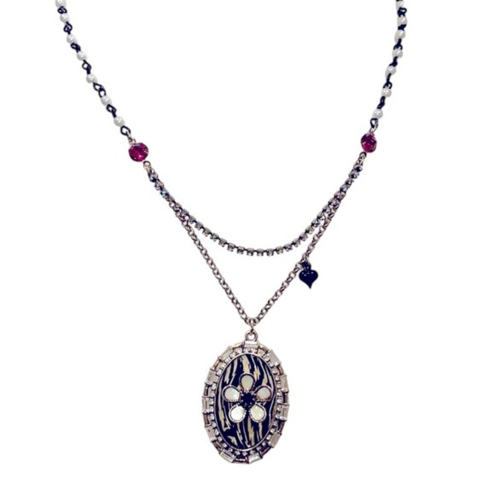 Betsey Johnson Y2K Vintage Flower Cameo Necklace